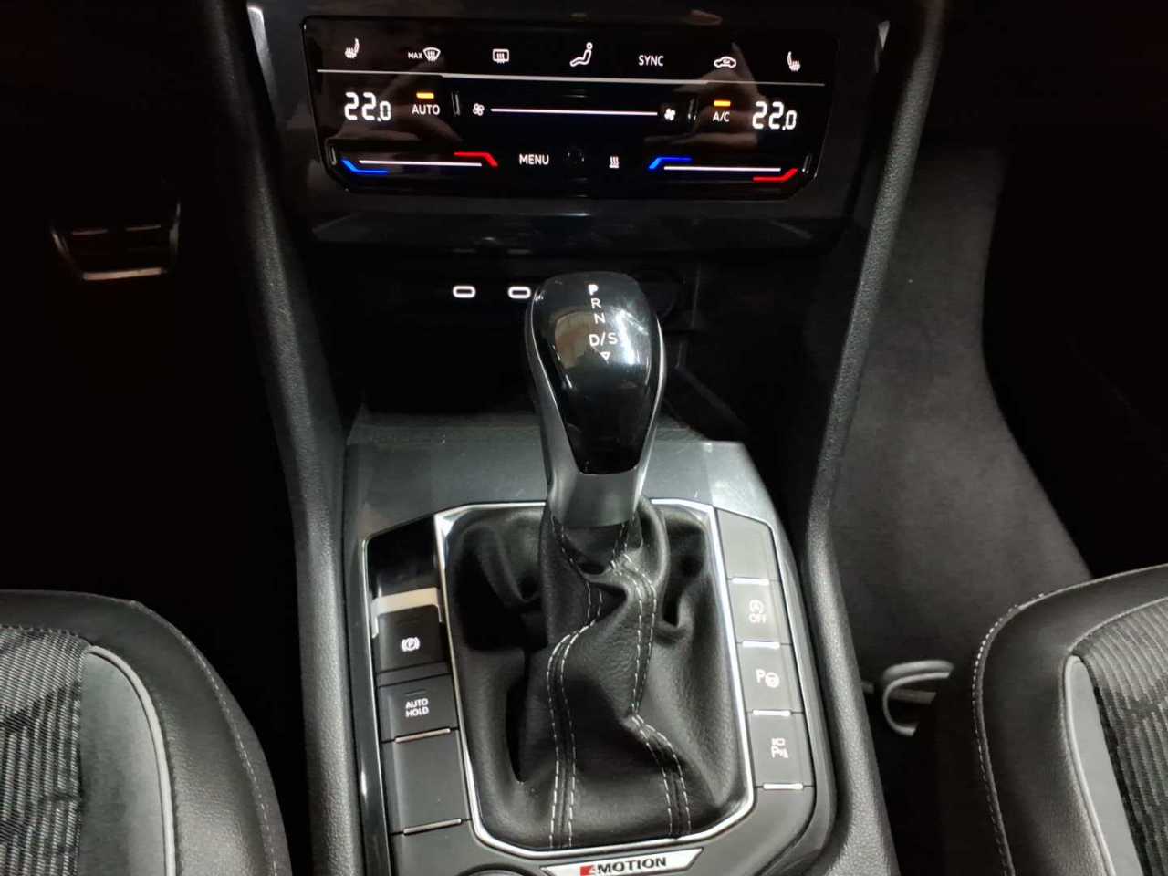 Volkswagen Tiguan Allspace 2.0 TDI SCR 4Motion DSG R-Line 10