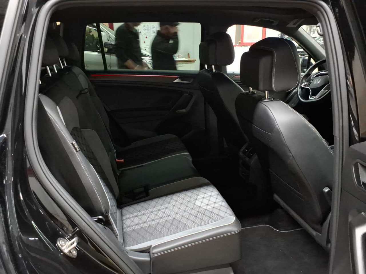 Volkswagen Tiguan Allspace 2.0 TDI SCR 4Motion DSG R-Line 14