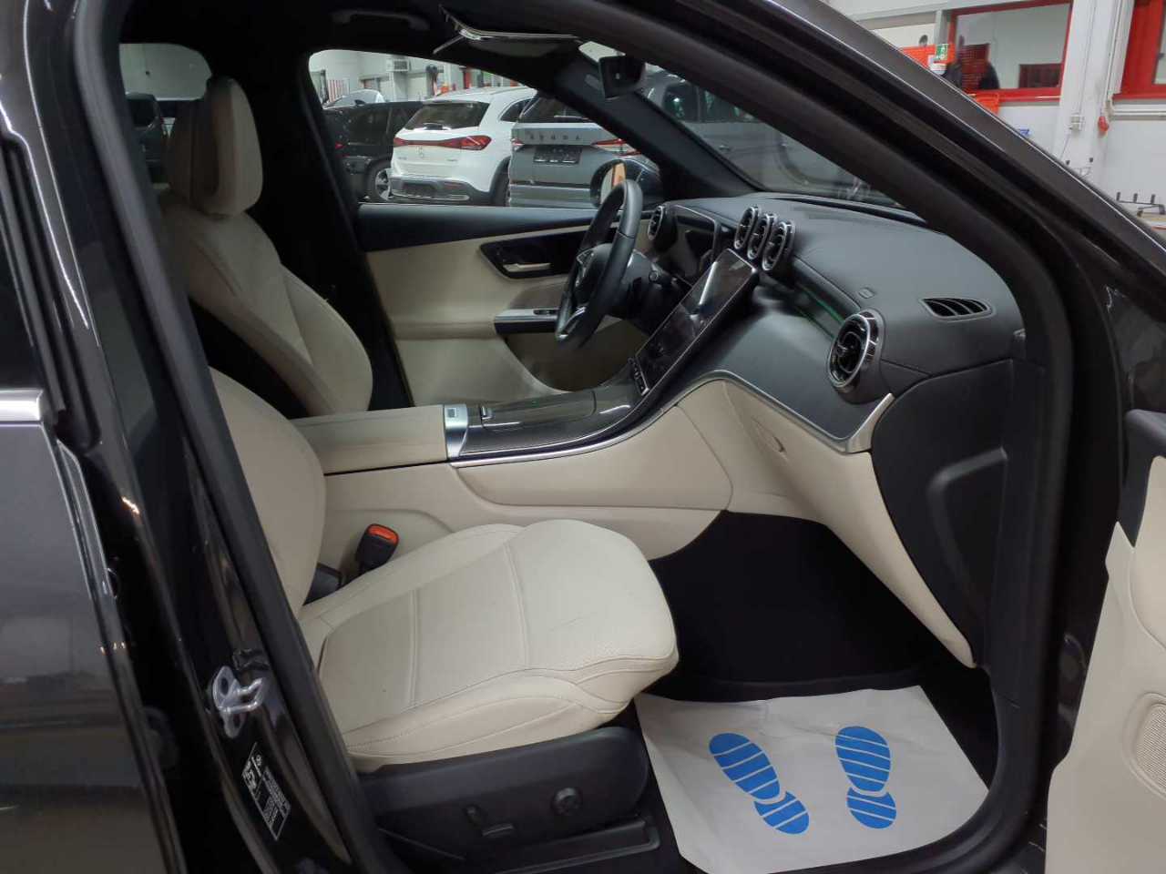 Mercedes-Benz GLC 220 d 4Matic 9G-TRONIC Avantgarde Advanced 8