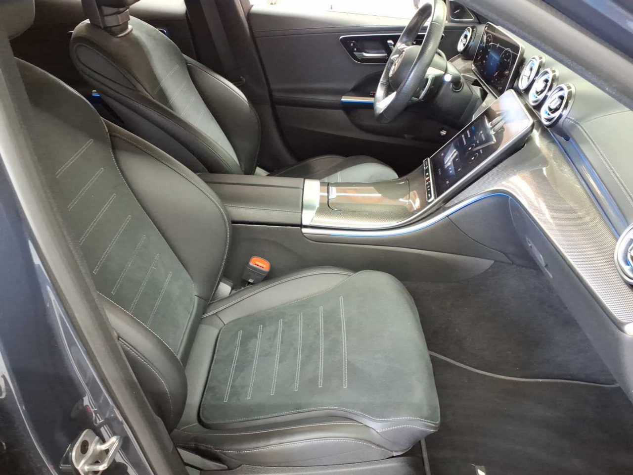 Mercedes-Benz C 220 d T 9G-TRONIC AMG Line 8