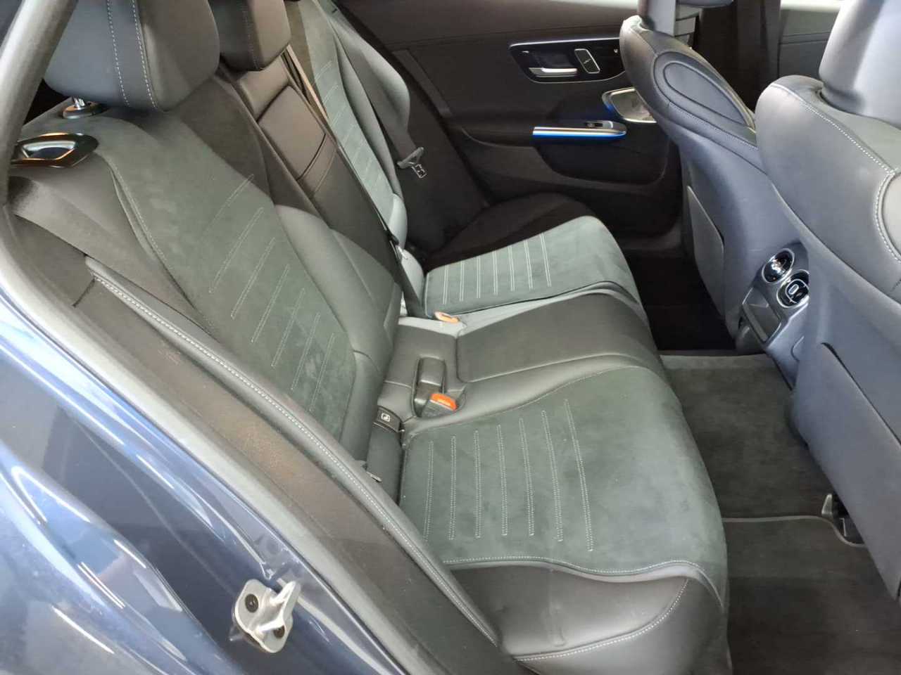 Mercedes-Benz C 220 d T 9G-TRONIC AMG Line 14