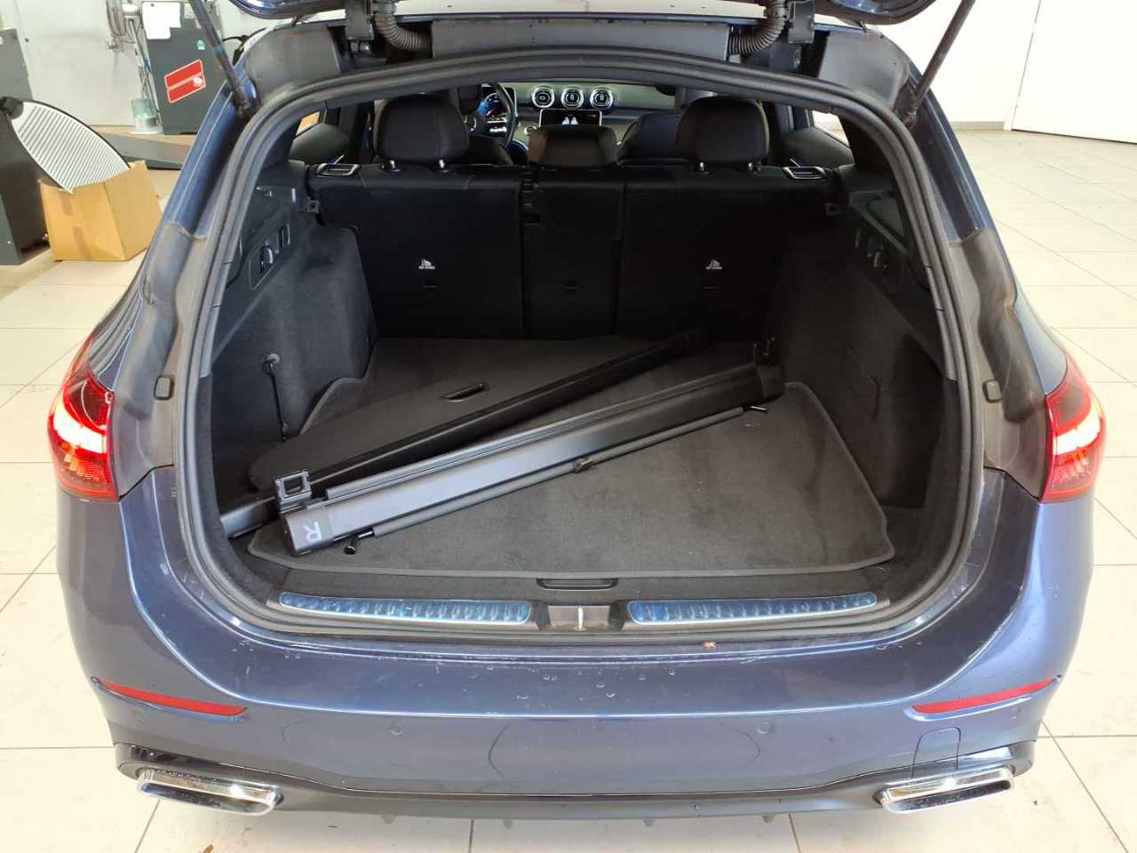 Mercedes-Benz C 220 d T 9G-TRONIC AMG Line 15