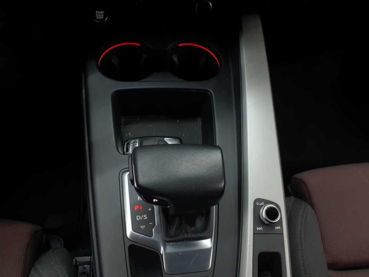 Audi A4 Avant 40 TDI S tronic advanced 10