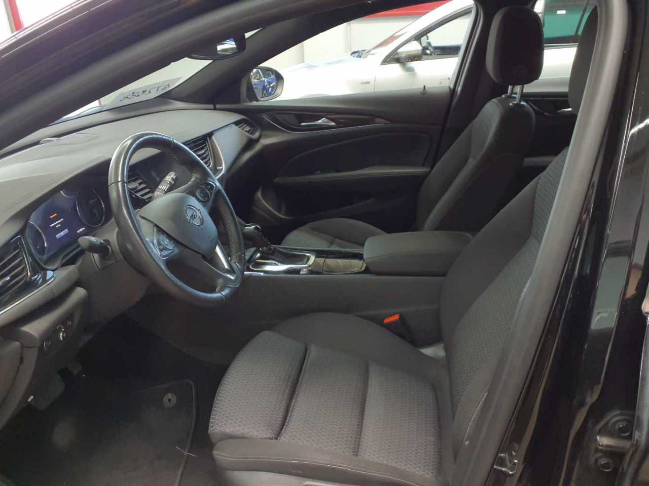 Opel Insignia Sports Tourer 2.0 Diesel Aut. Elegance 7