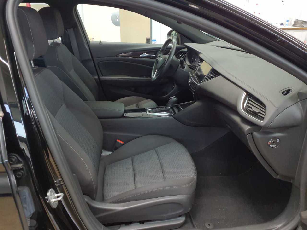 Opel Insignia Sports Tourer 2.0 Diesel Aut. Elegance 8