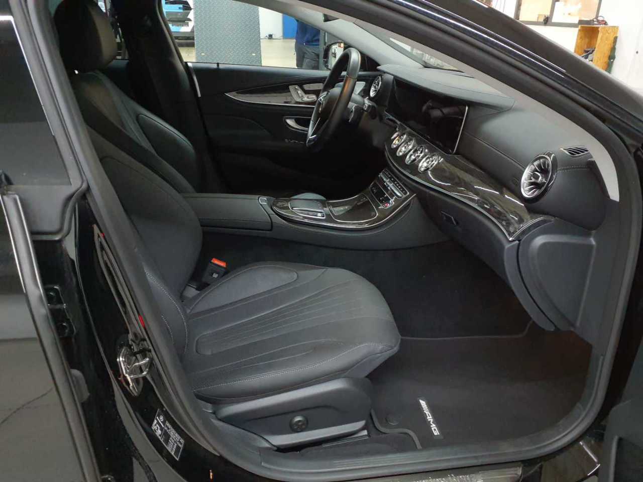 Mercedes-Benz CLS 300 d 4Matic 9G-TRONIC AMG Line 8