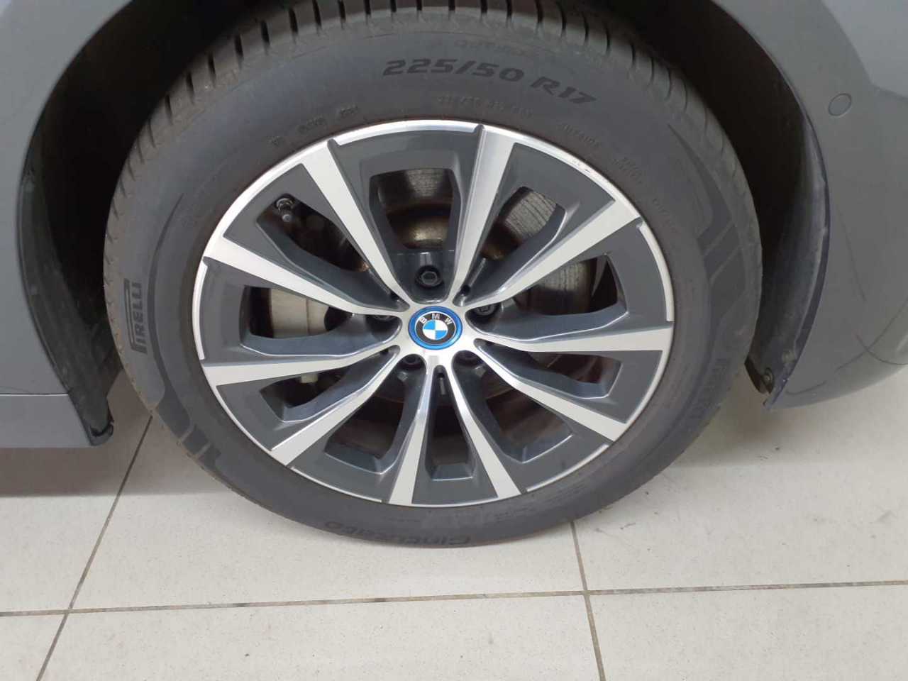 Bmw 330e Touring Aut. Sport Line 17