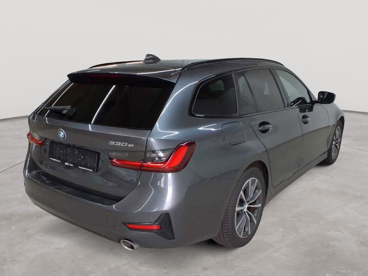 Bmw 330e Touring Aut. Sport Line 4