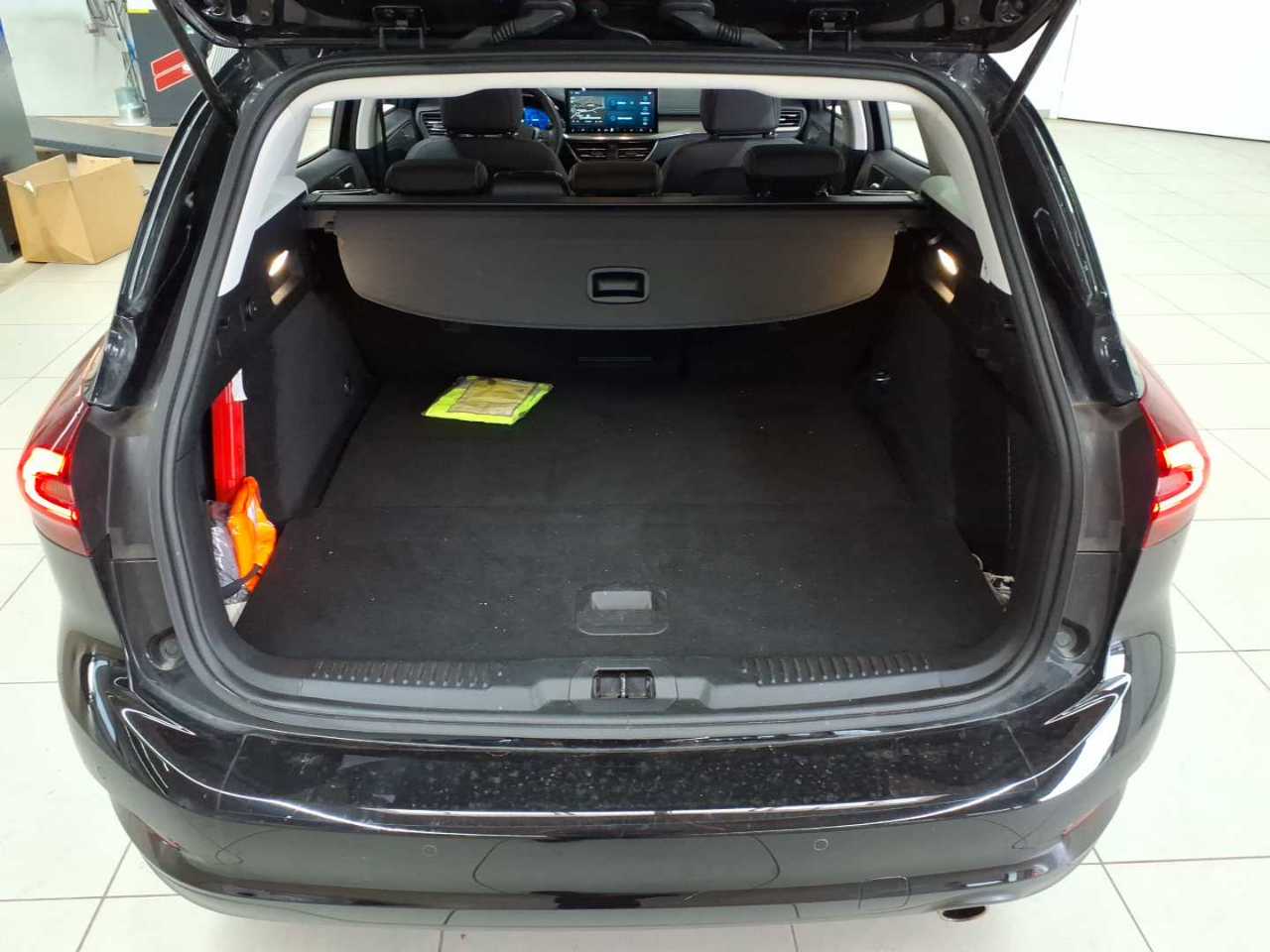 Ford Focus Turnier 1.5 EcoBlue Start-Stopp-System Aut. TITANIUM VIGNALE 15
