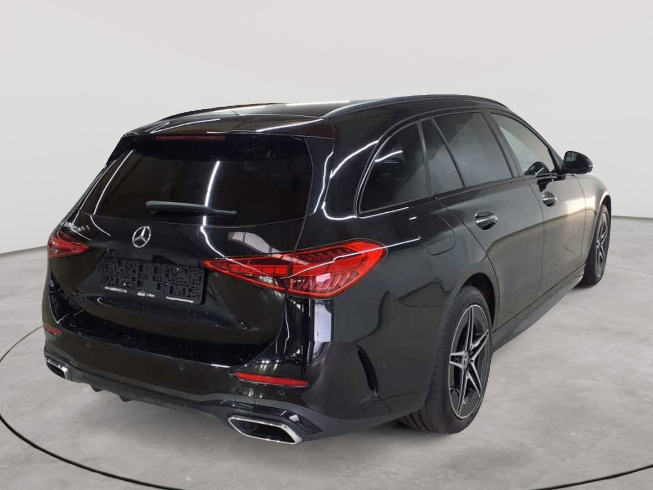 Mercedes-Benz C 300 e T 9G-TRONIC AMG Line 4