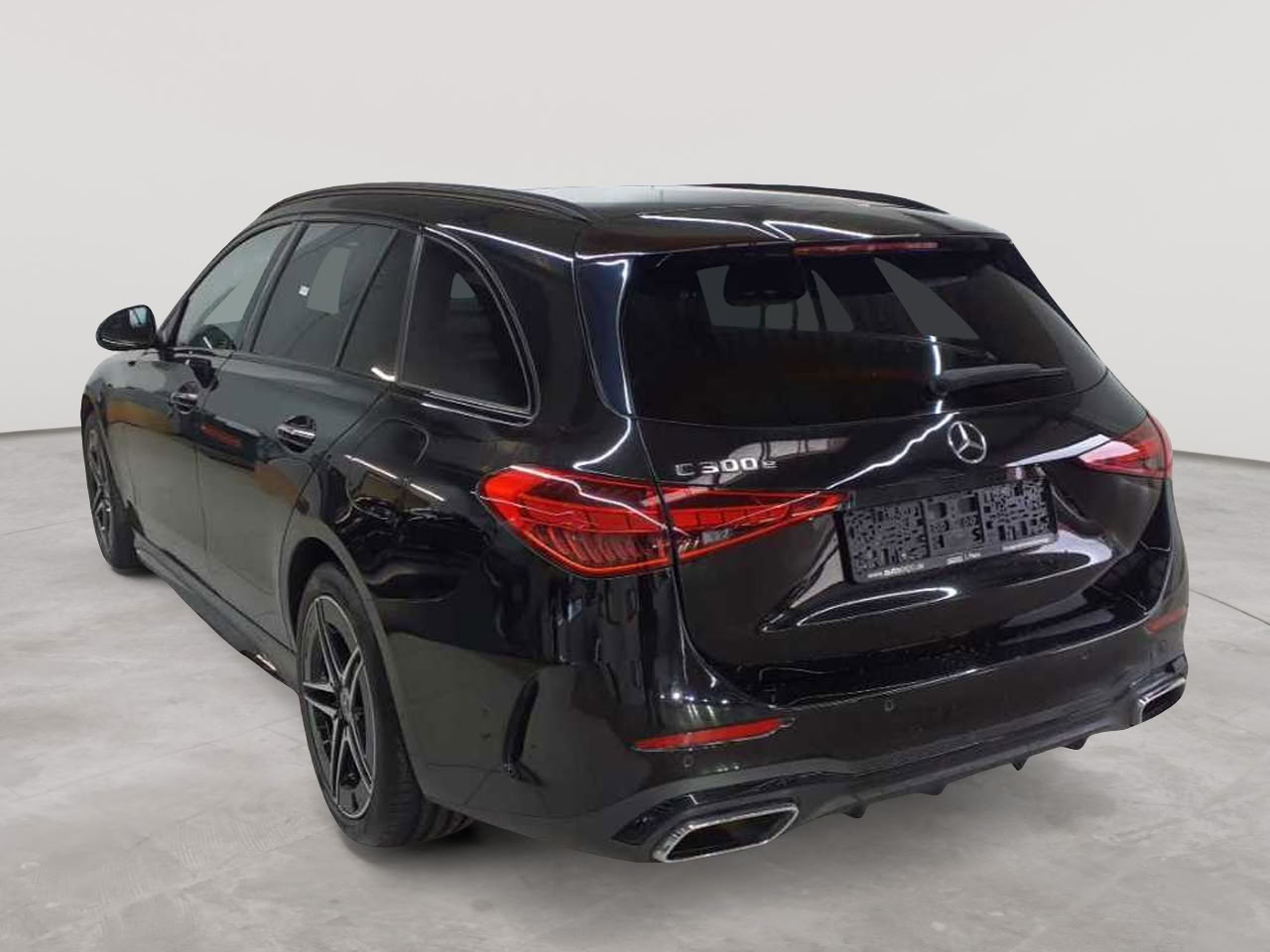 Mercedes-Benz C 300 e T 9G-TRONIC AMG Line 5