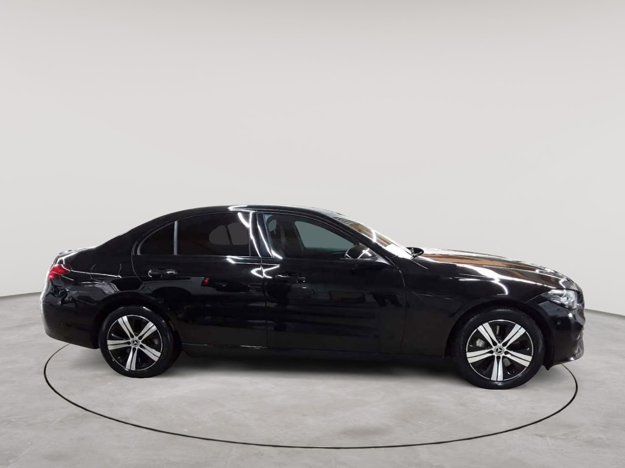 Mercedes-Benz C 300 e 9G-TRONIC Avantgarde 3