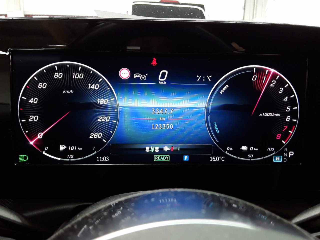 Mercedes-Benz C 300 e 9G-TRONIC Avantgarde 11