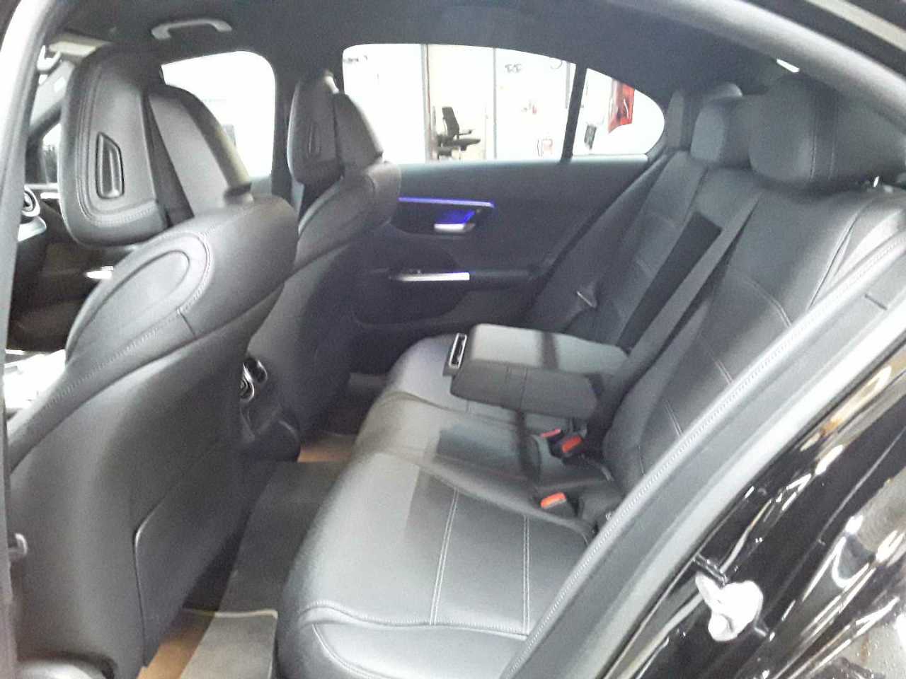 Mercedes-Benz C 300 e 9G-TRONIC Avantgarde 13