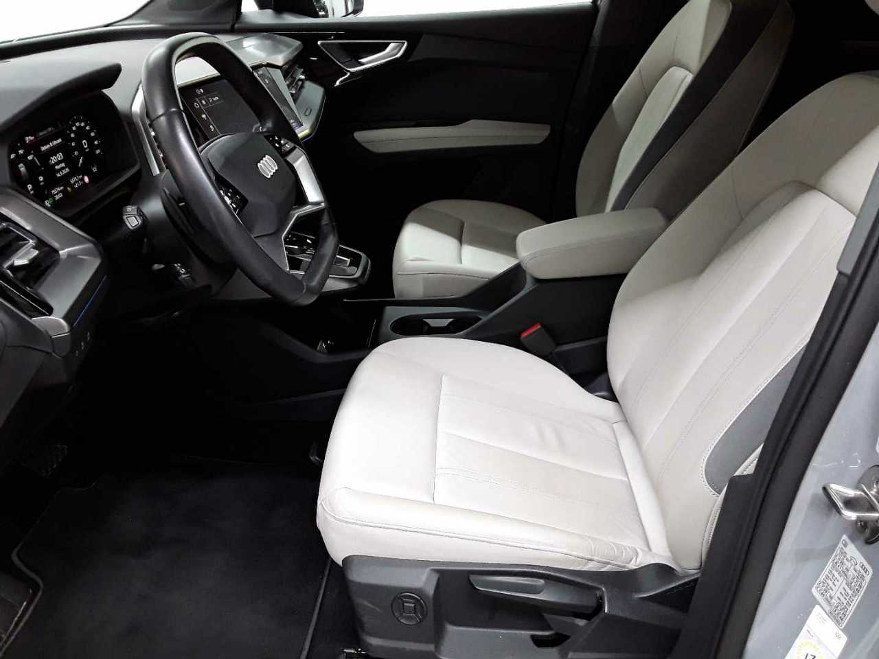 Audi Q4 e-tron 50 quattro 7
