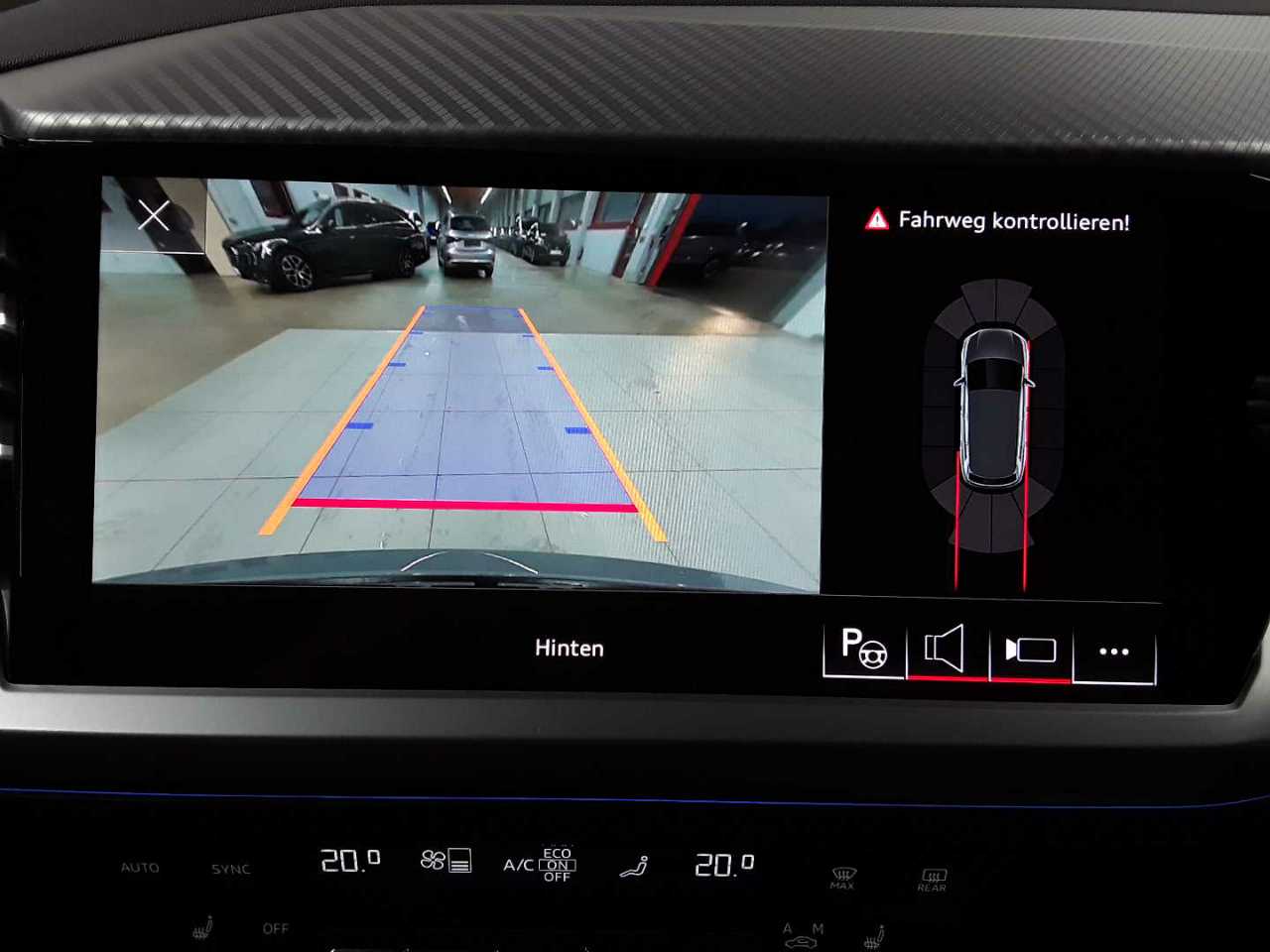 Audi Q4 e-tron 50 quattro 17