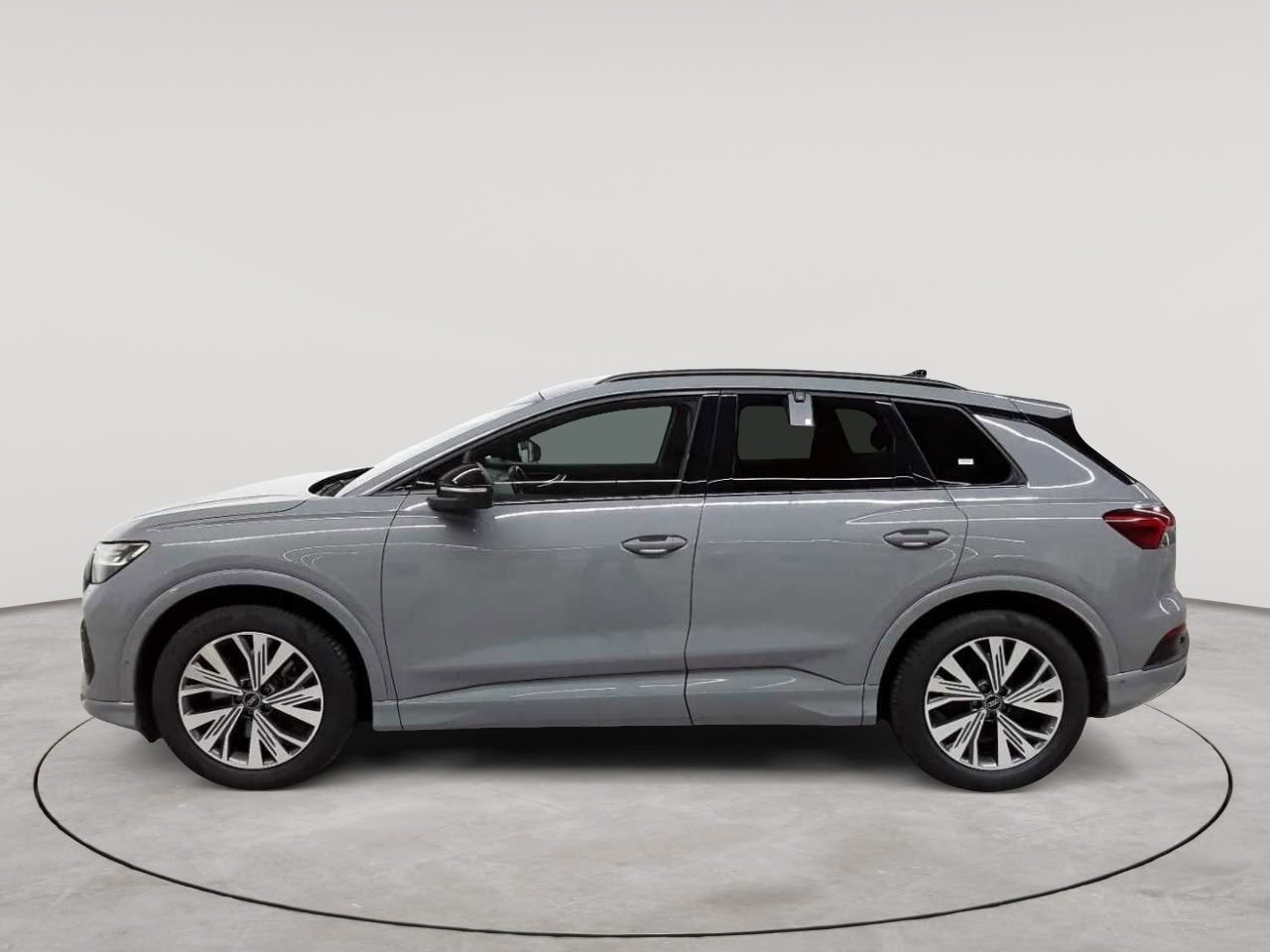 Audi Q4 e-tron 50 quattro 6