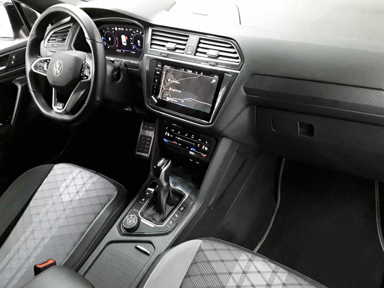 Volkswagen Tiguan Allspace 2.0 TDI SCR 4Motion DSG R-Line 9