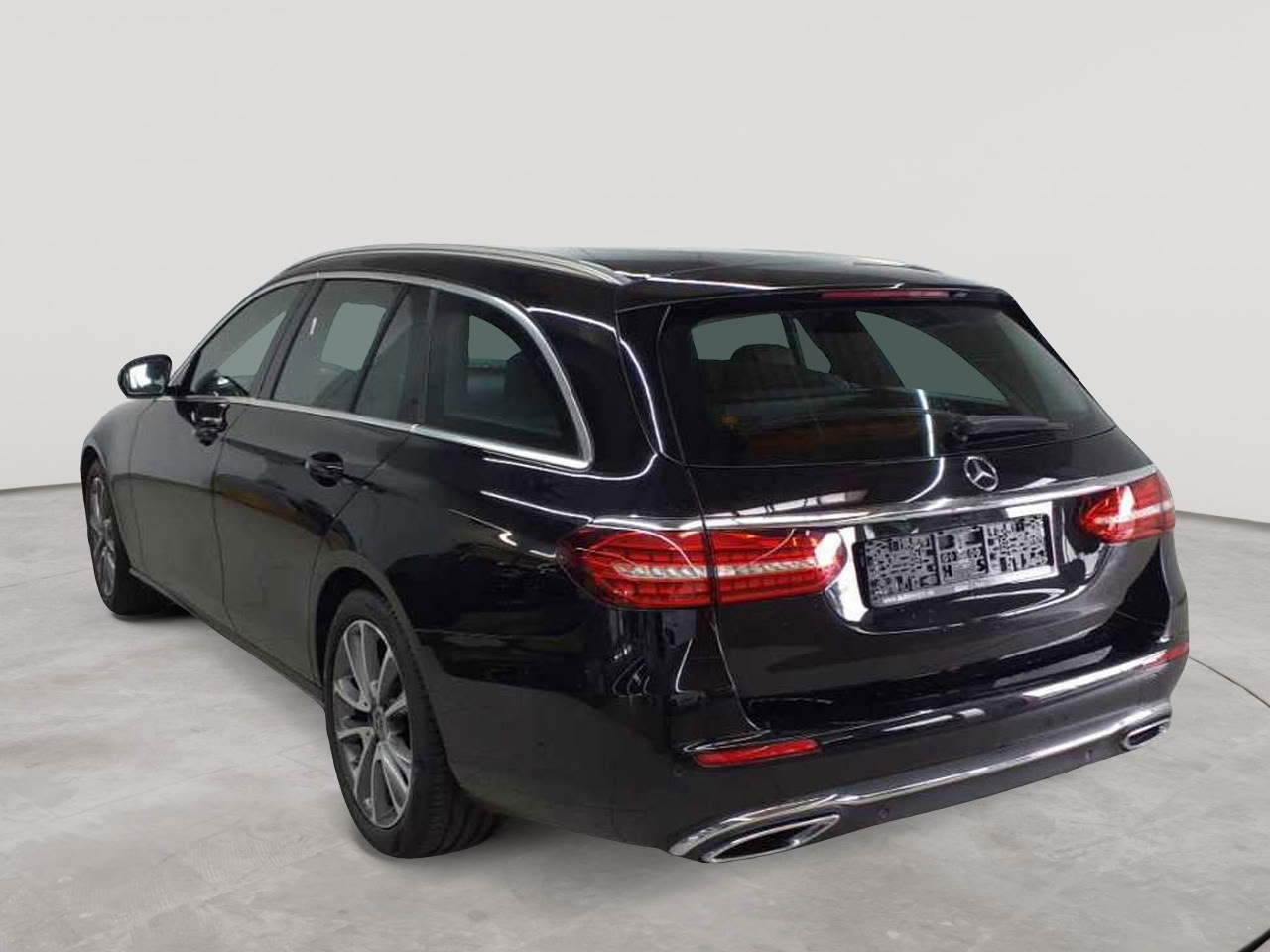 Mercedes-Benz E 220 d T 9G-TRONIC Avantgarde 5