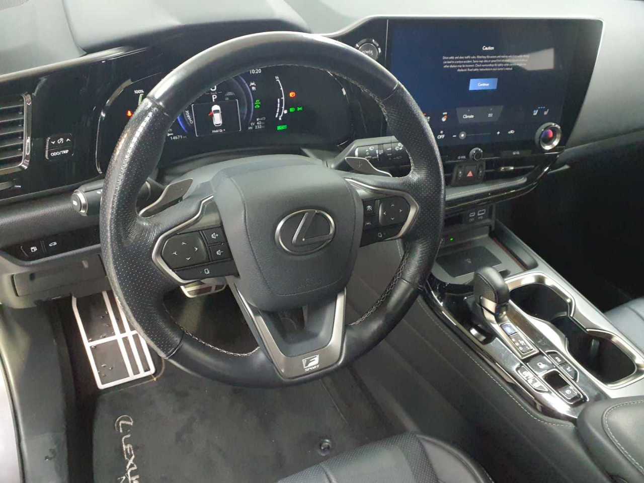 Lexus NX 450h+ E-FOUR F SPORT-Paket 9
