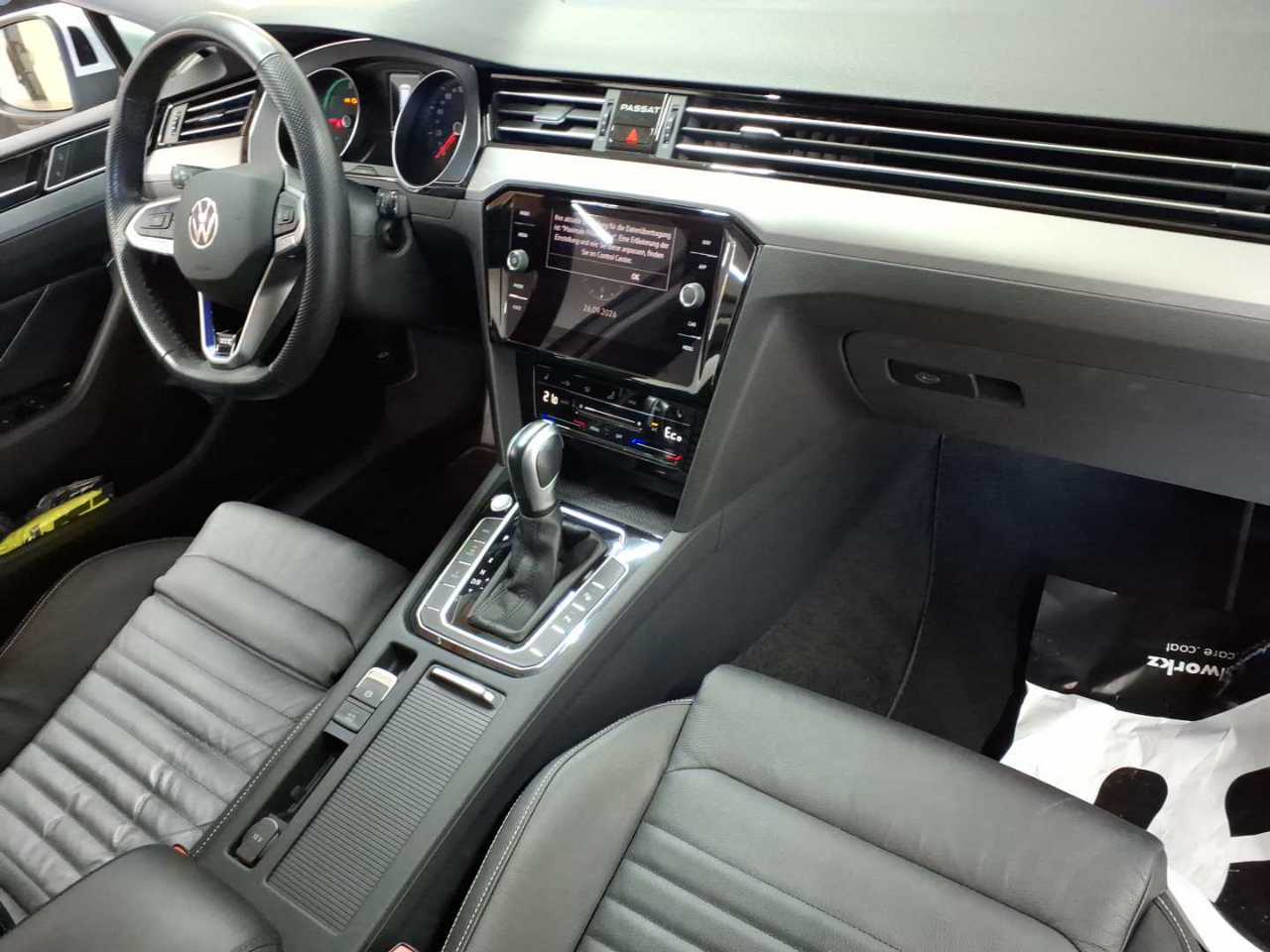 Volkswagen Passat Variant 1.4 TSI Plug-In-Hybrid DSG GTE 9