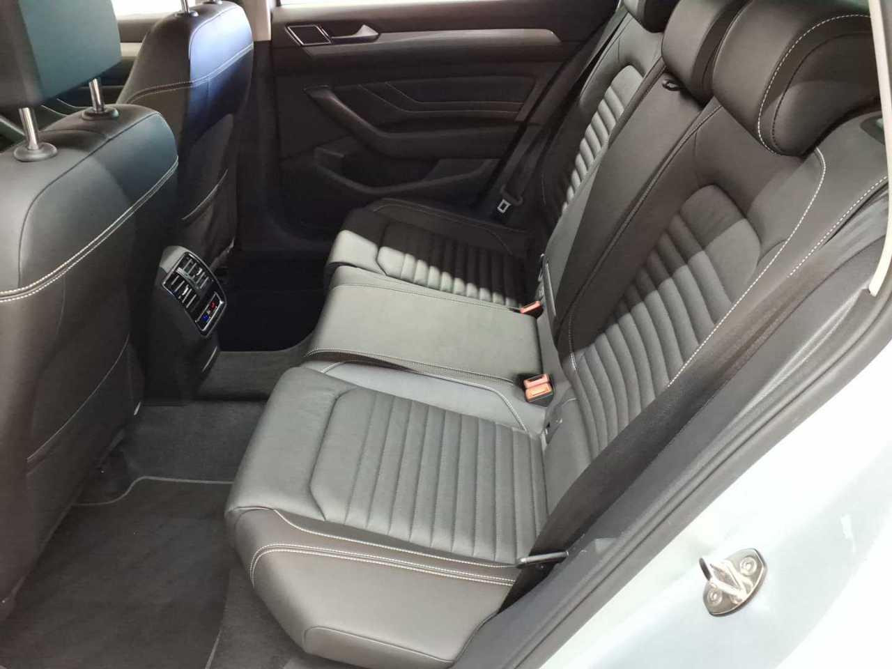 Volkswagen Passat Variant 1.4 TSI Plug-In-Hybrid DSG GTE 13