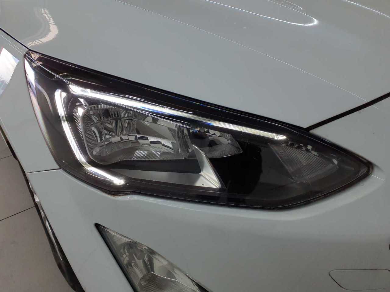Ford Focus Turnier 1.5 EcoBlue Start-Stopp-System COOL&CONNECT 17