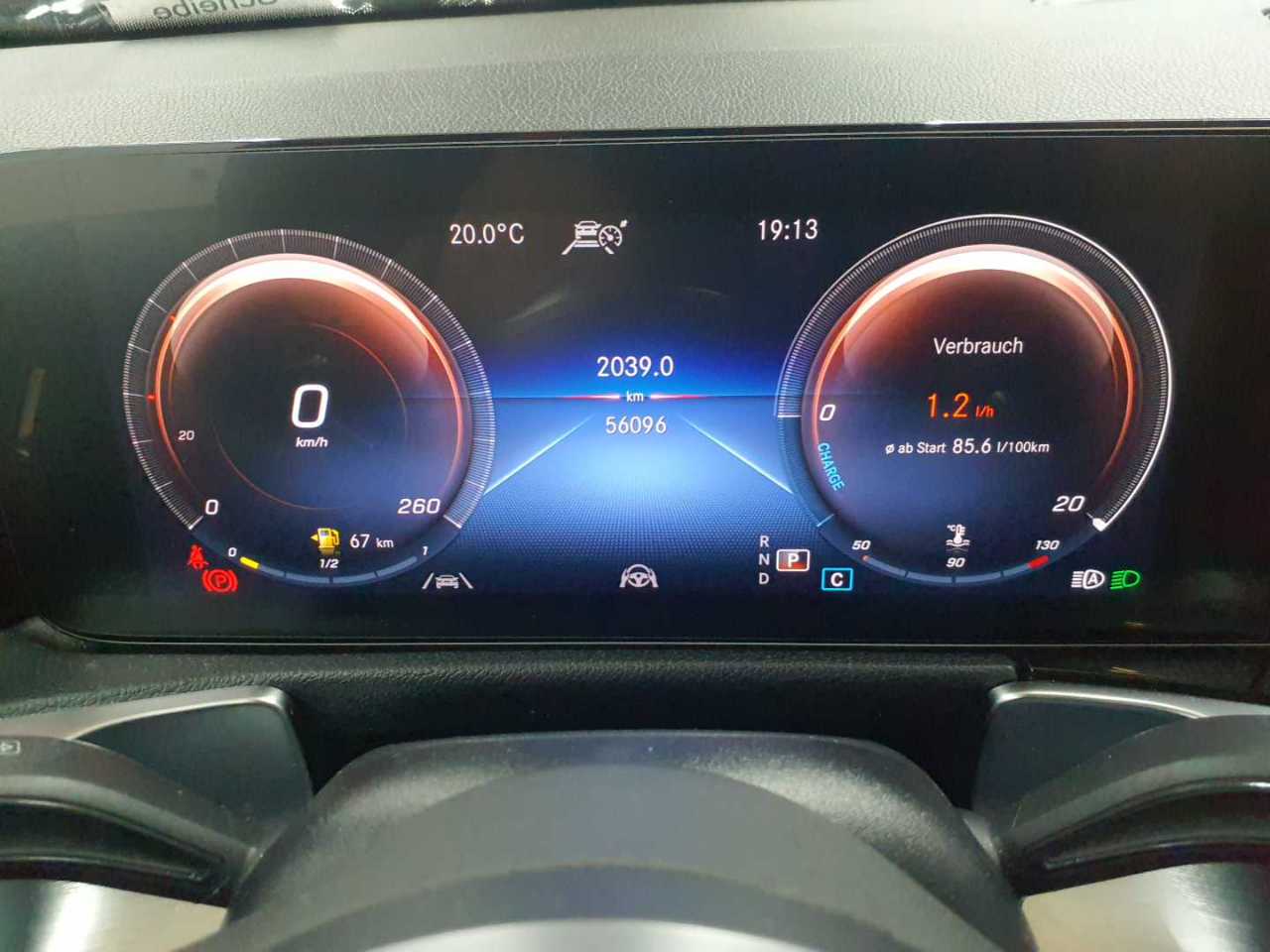 Mercedes-Benz GLB 250 4Matic 8G-DCT AMG Line 11