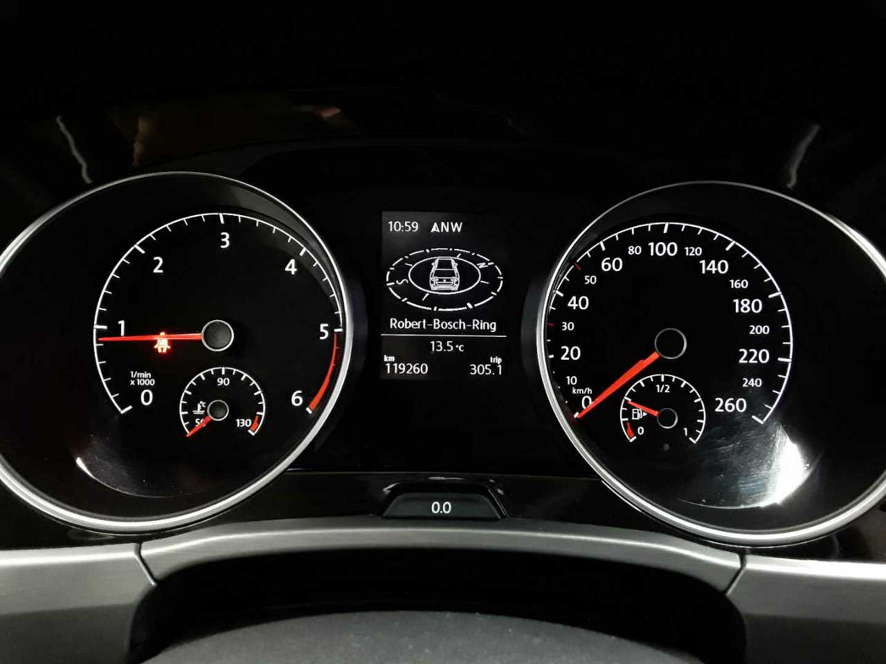 Volkswagen Touran 2.0 TDI SCR Comfortline 11