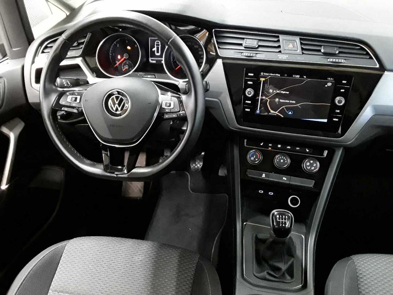 Volkswagen Touran 2.0 TDI SCR Comfortline 10