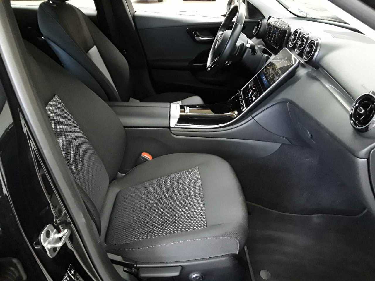 Mercedes-Benz C 200 d T 9G-TRONIC 8