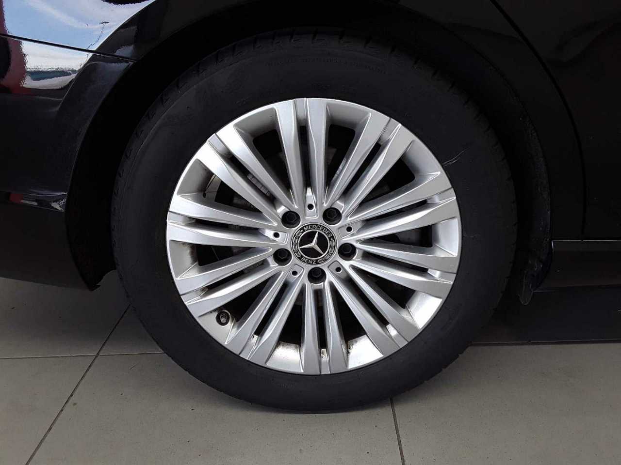 Mercedes-Benz C 200 d T 9G-TRONIC 19