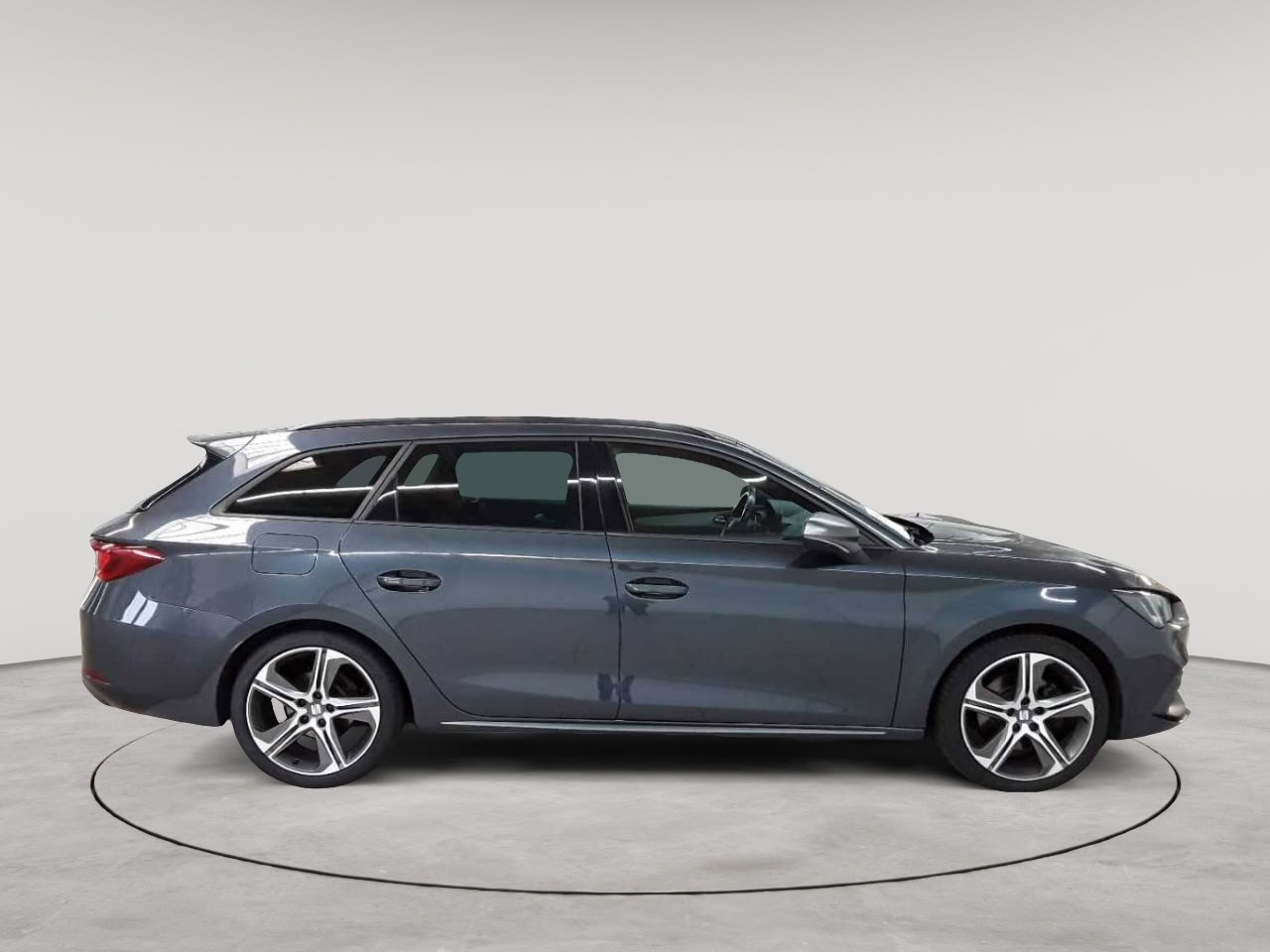 Seat Leon Sportstourer 2.0 TDI DSG FR Plus 3