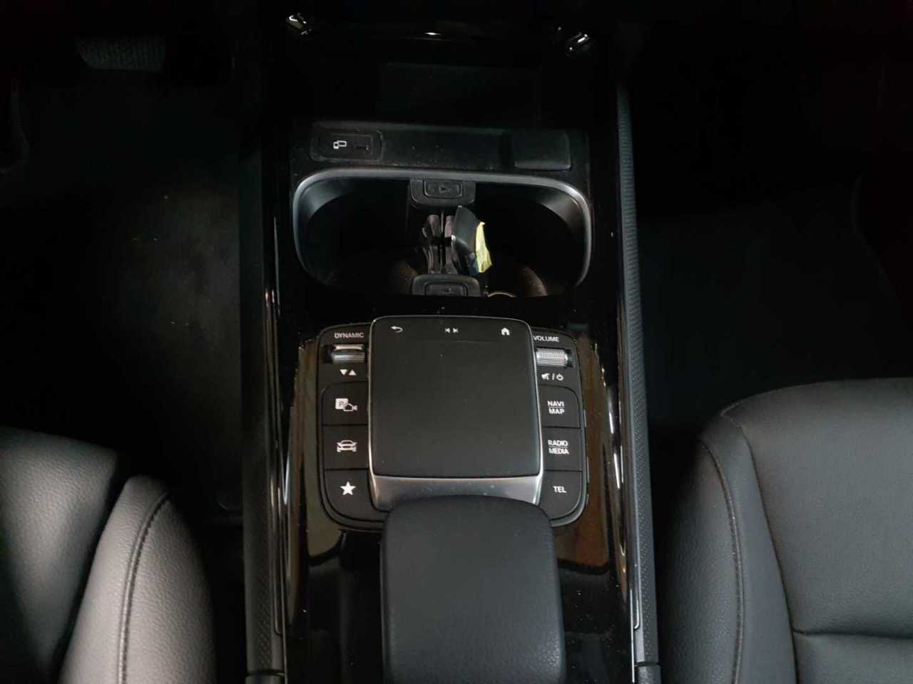 Mercedes-Benz GLB 180 d 8G-DCT Style 10