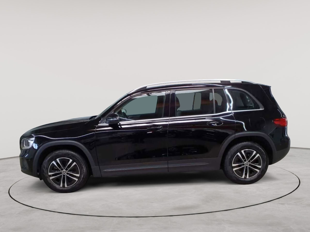 Mercedes-Benz GLB 180 d 8G-DCT Style 6