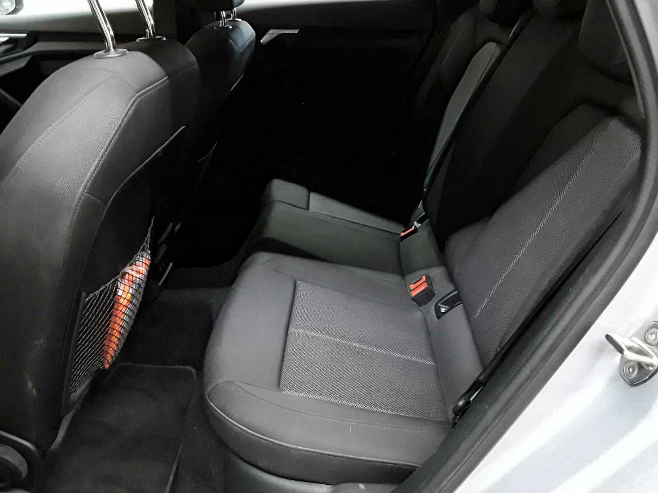 Audi A3 35 TDI Sportback S tronic 13