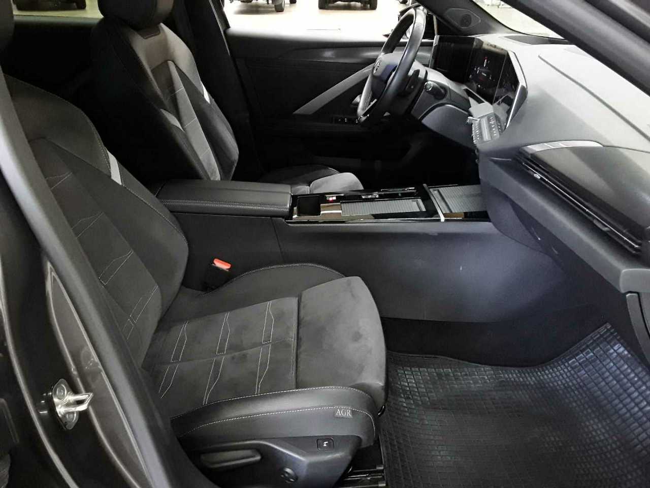 Opel Astra Sports Tourer 1.5 D Automatik Ultimate 8