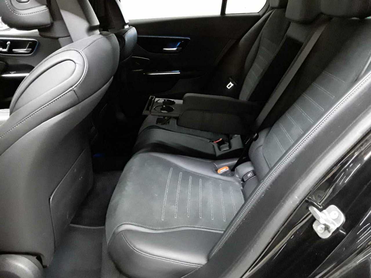 Mercedes-Benz C 300 d 9G-TRONIC 4Matic AMG Line 13