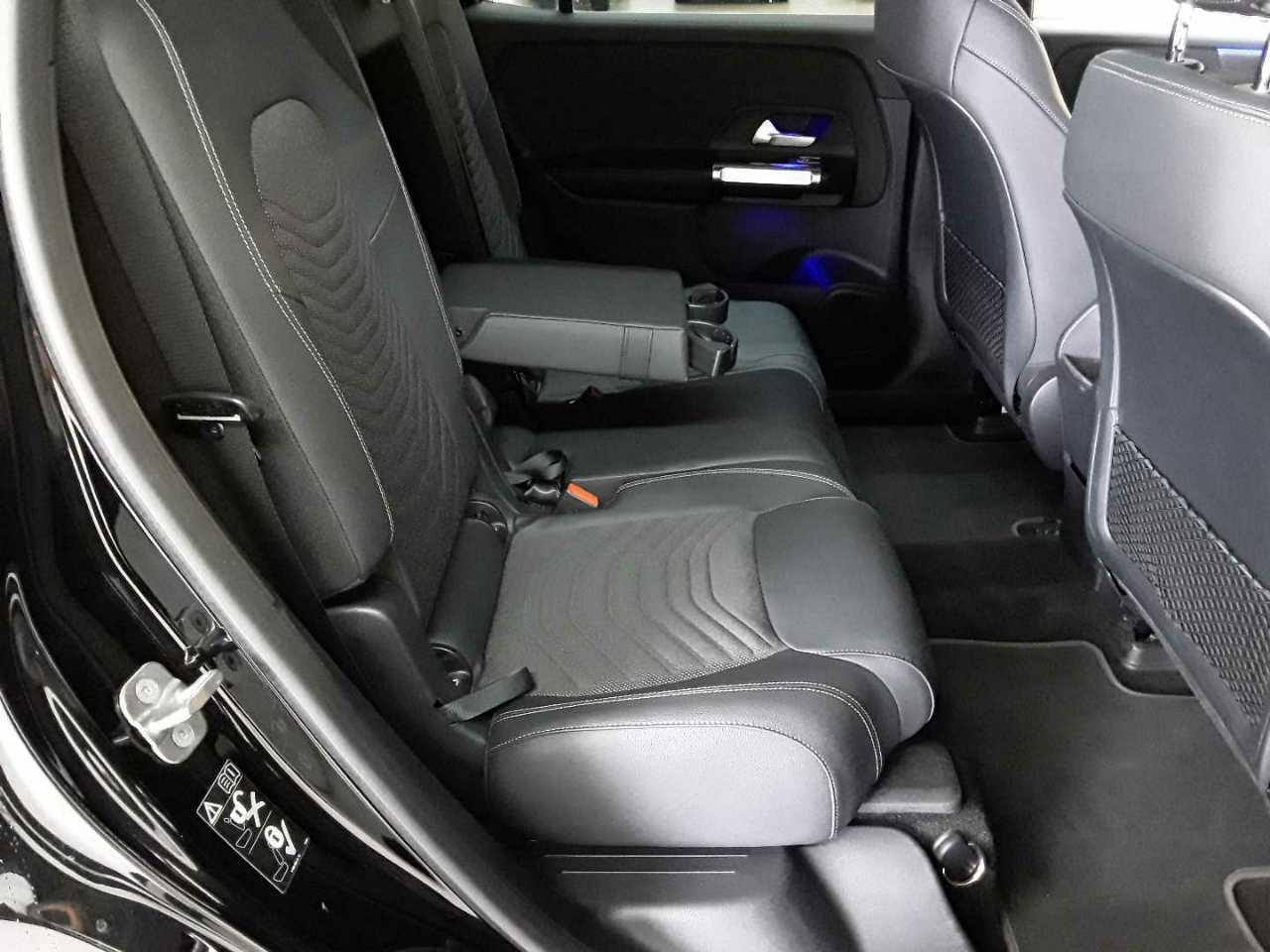 Mercedes-Benz EQB 250 Progressive 14
