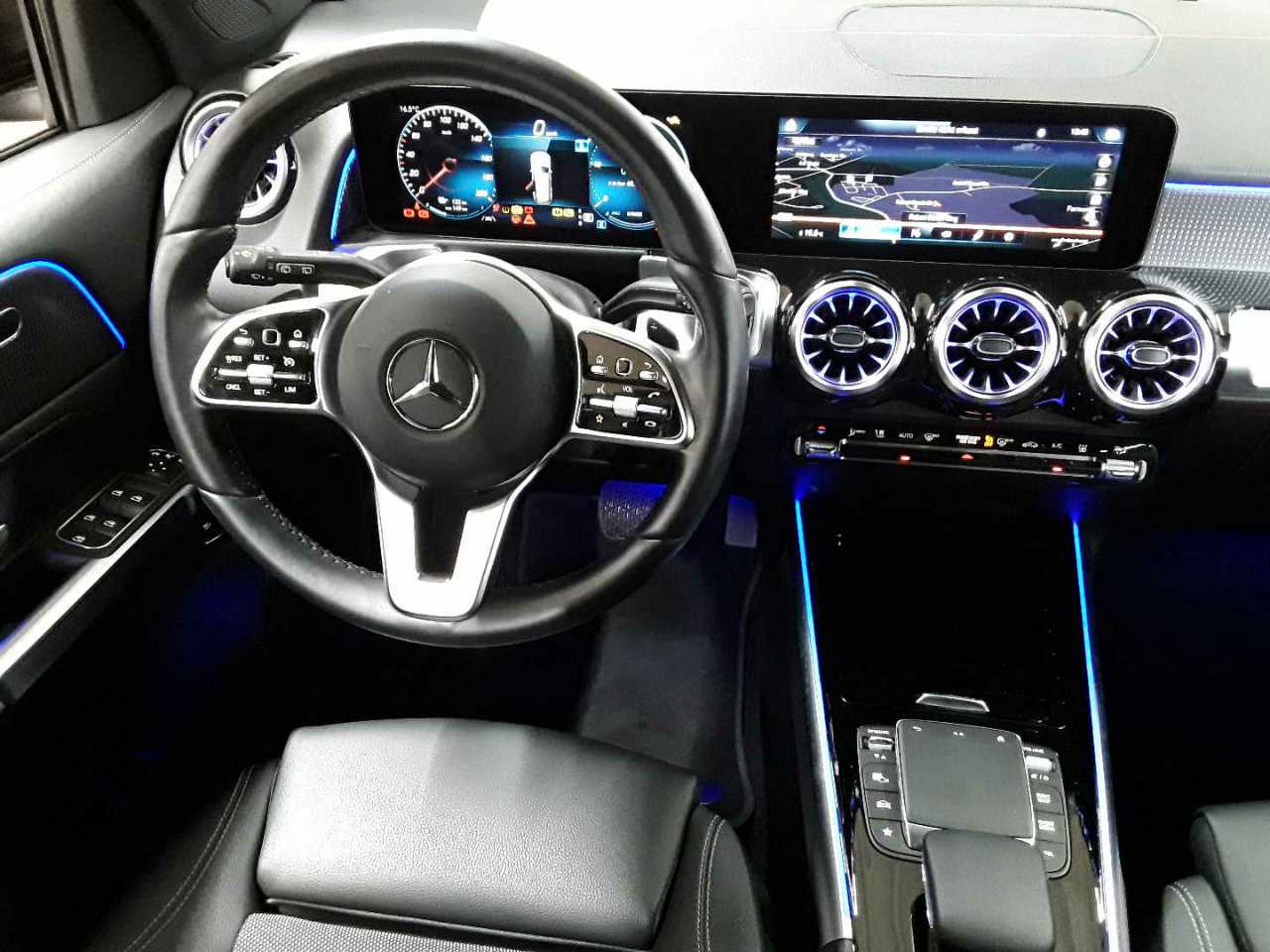 Mercedes-Benz EQB 250 Progressive 10