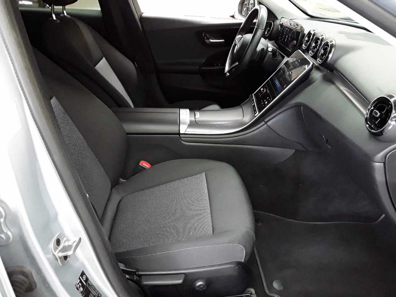 Mercedes-Benz C 200 d T 9G-TRONIC 8