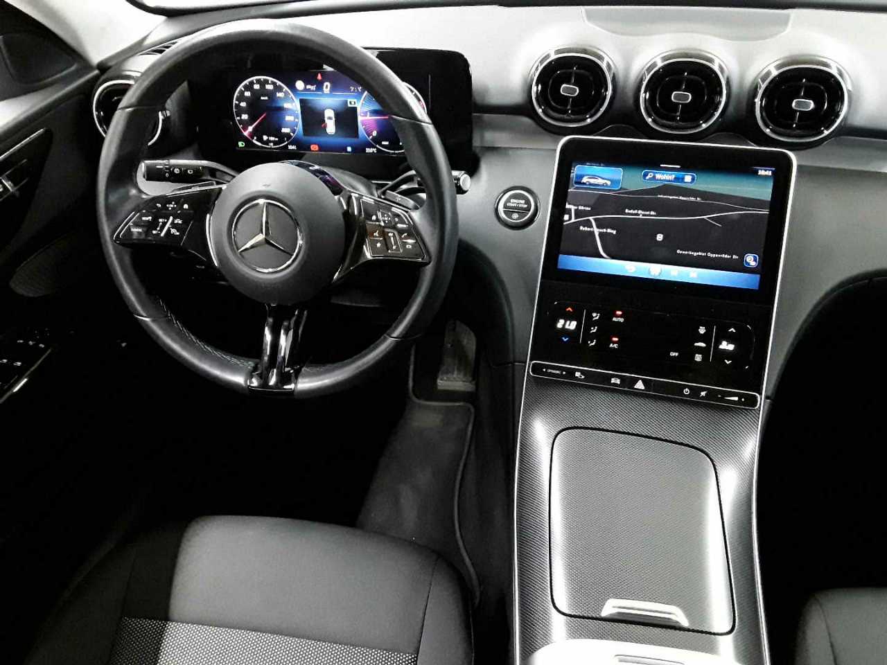 Mercedes-Benz C 200 d T 9G-TRONIC 10