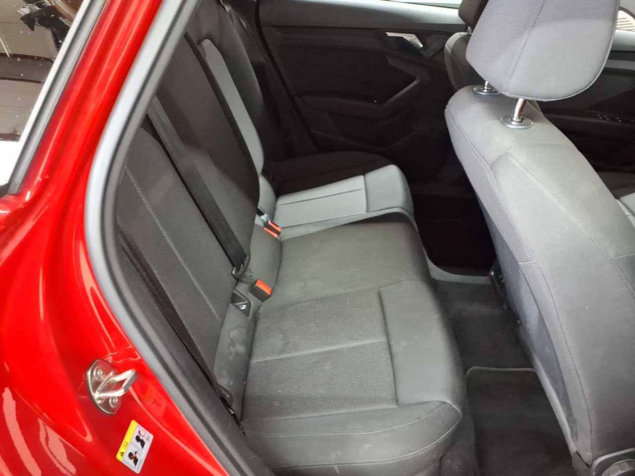 Audi A3 30 TDI Sportback 14