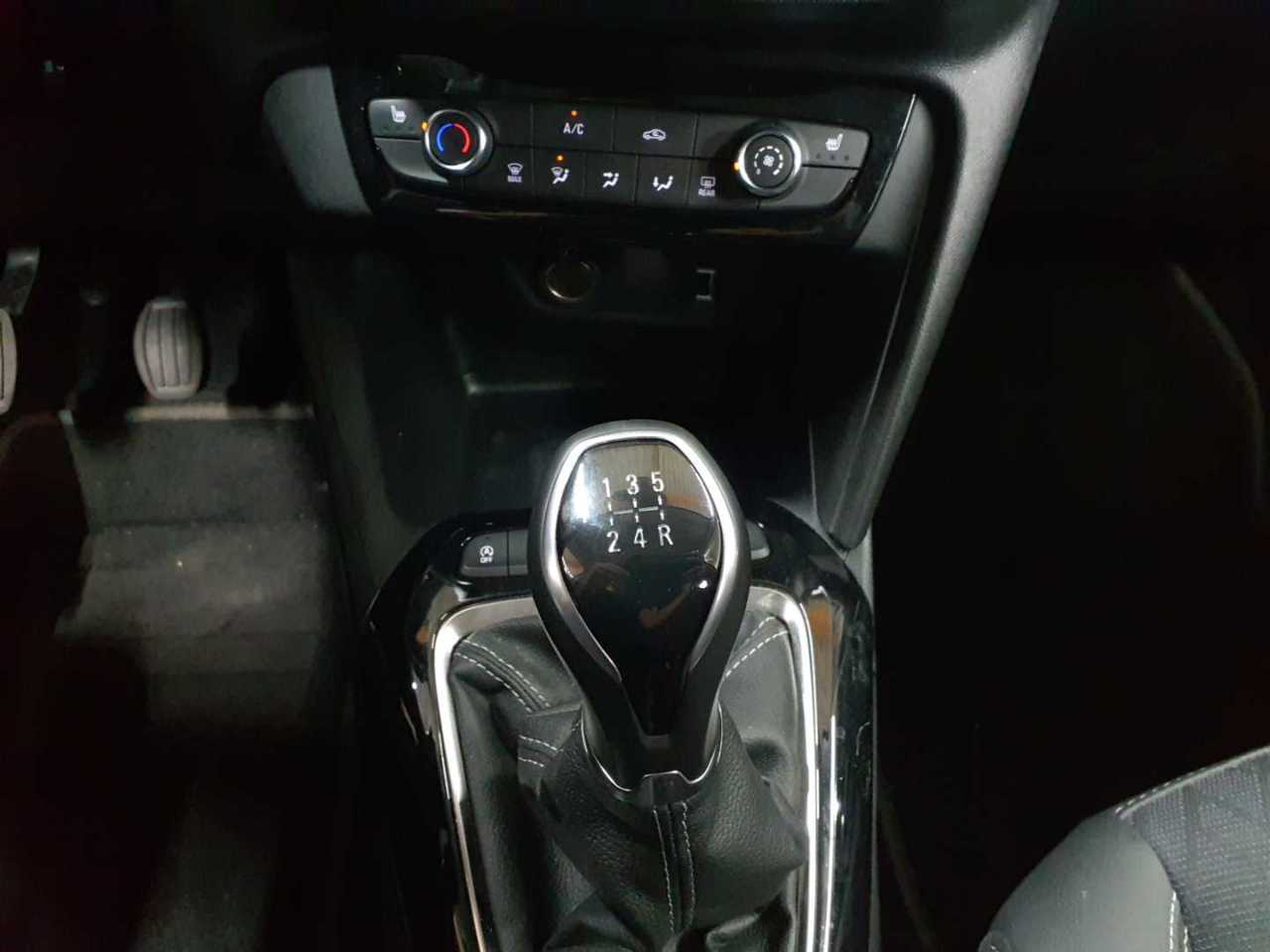 Opel Corsa 1.2 Start/Stop Elegance 10