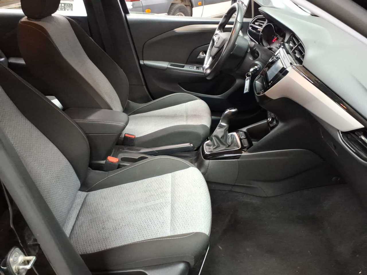 Opel Corsa 1.2 Start/Stop 8