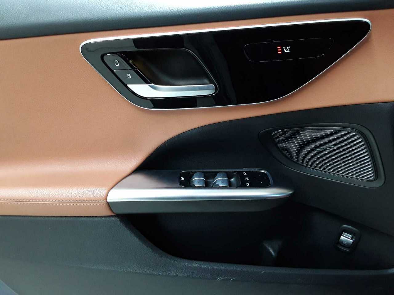 Mercedes-Benz C 300 d T 9G-TRONIC Avantgarde 17