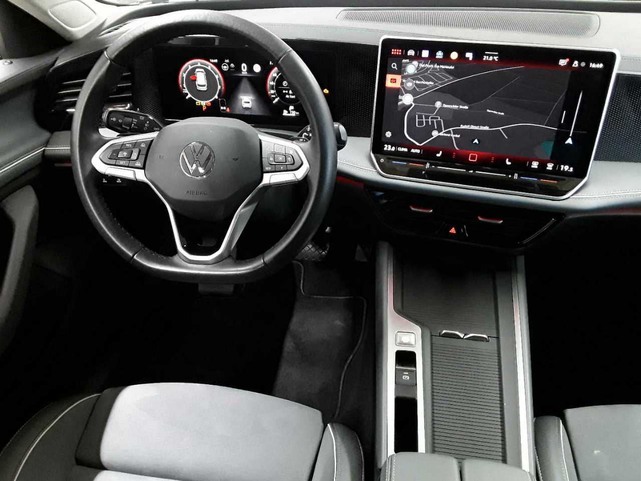 Vw Passat Variant 1.5 e-TSI OPF DSG Business 10