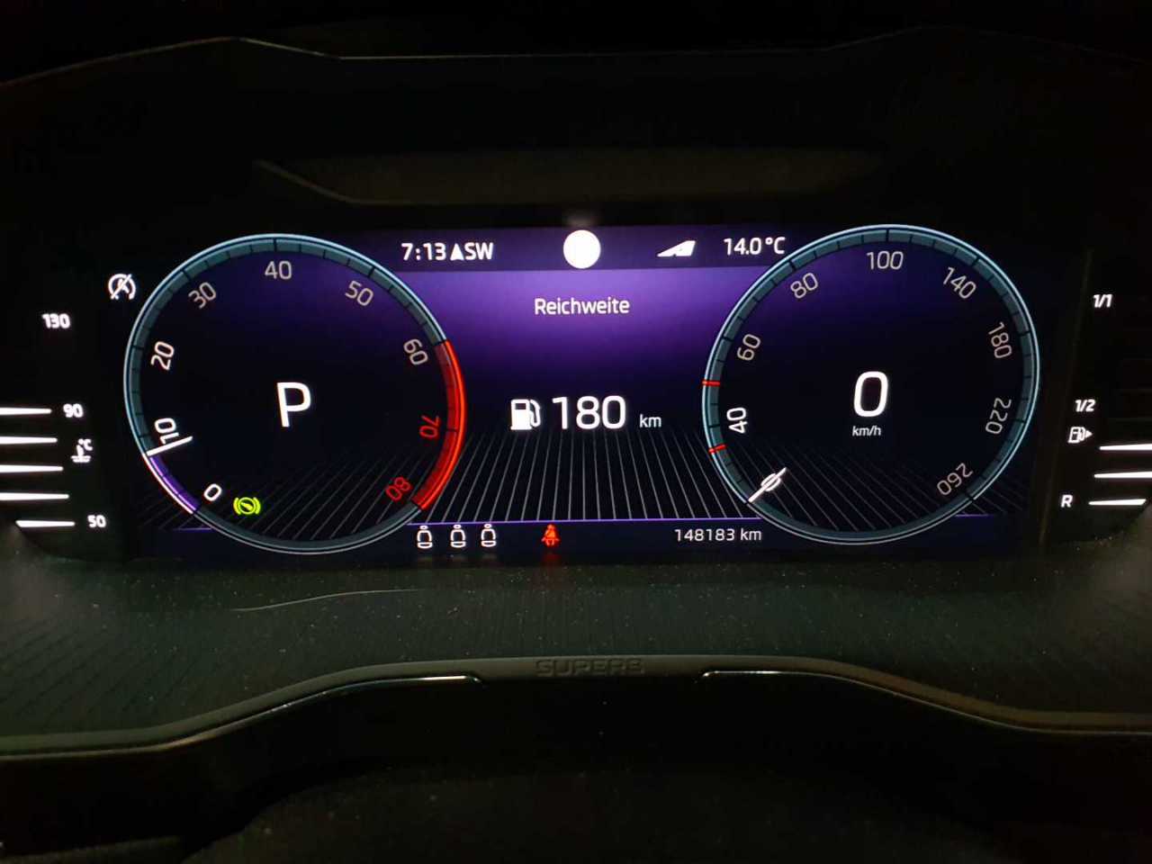 Skoda Superb Combi 2.0 TSI 4x4 DSG L&K 11