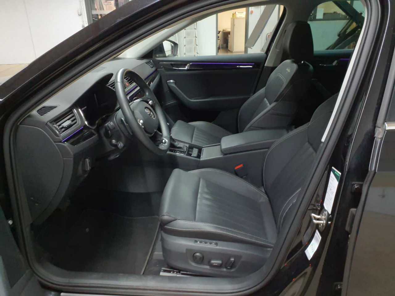 Skoda Superb Combi 2.0 TSI 4x4 DSG L&K 7