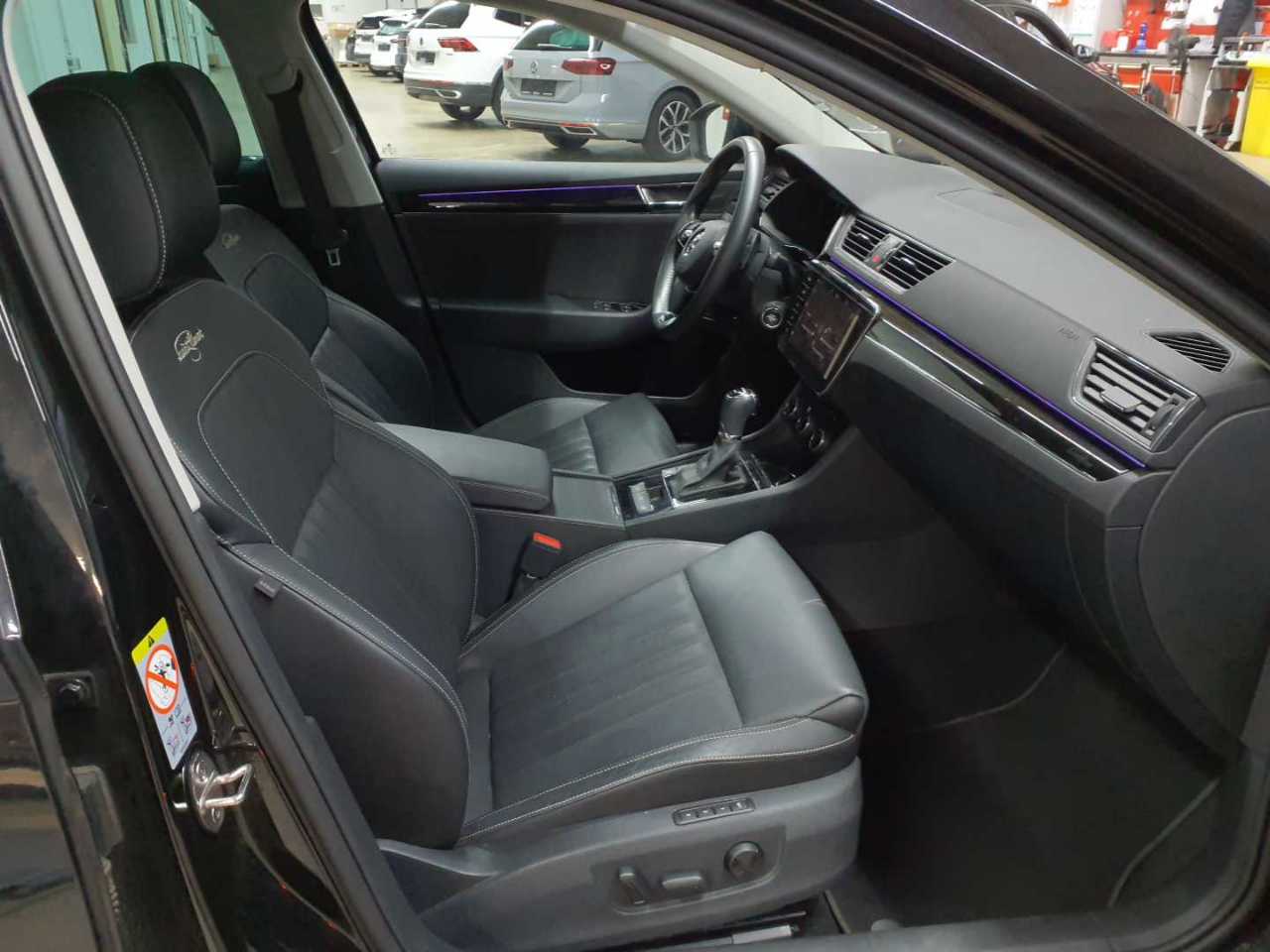 Skoda Superb Combi 2.0 TSI 4x4 DSG L&K 8